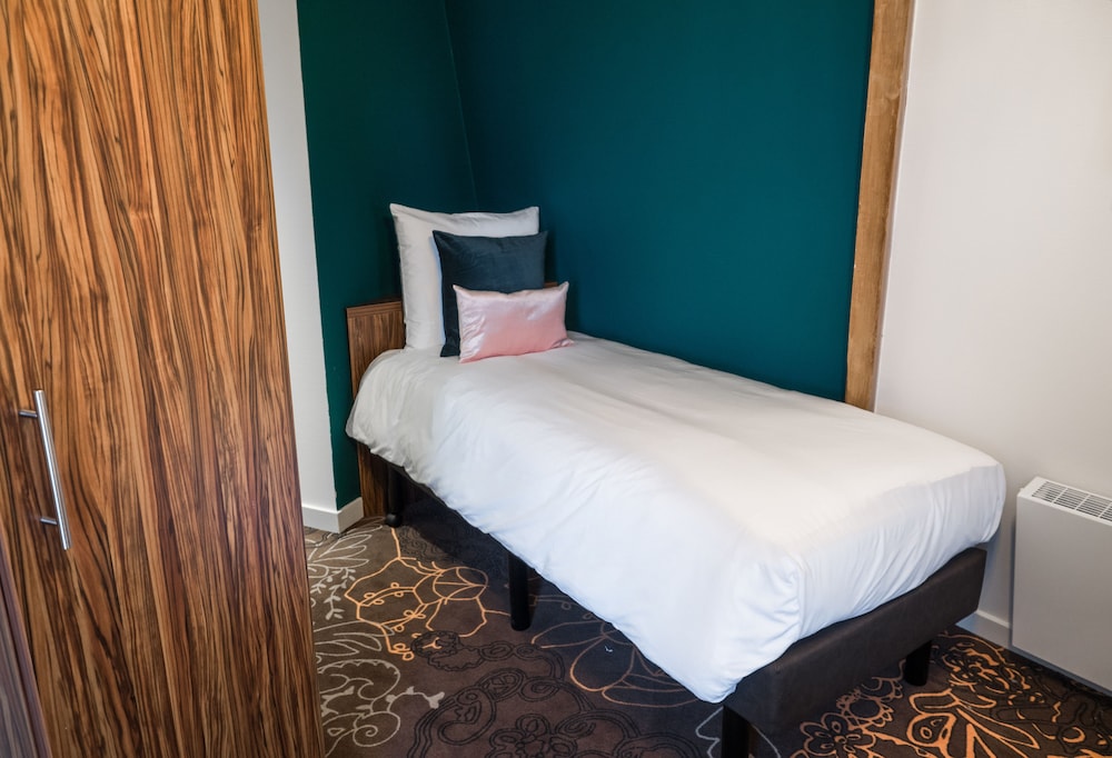 Linden Hotel 14/47