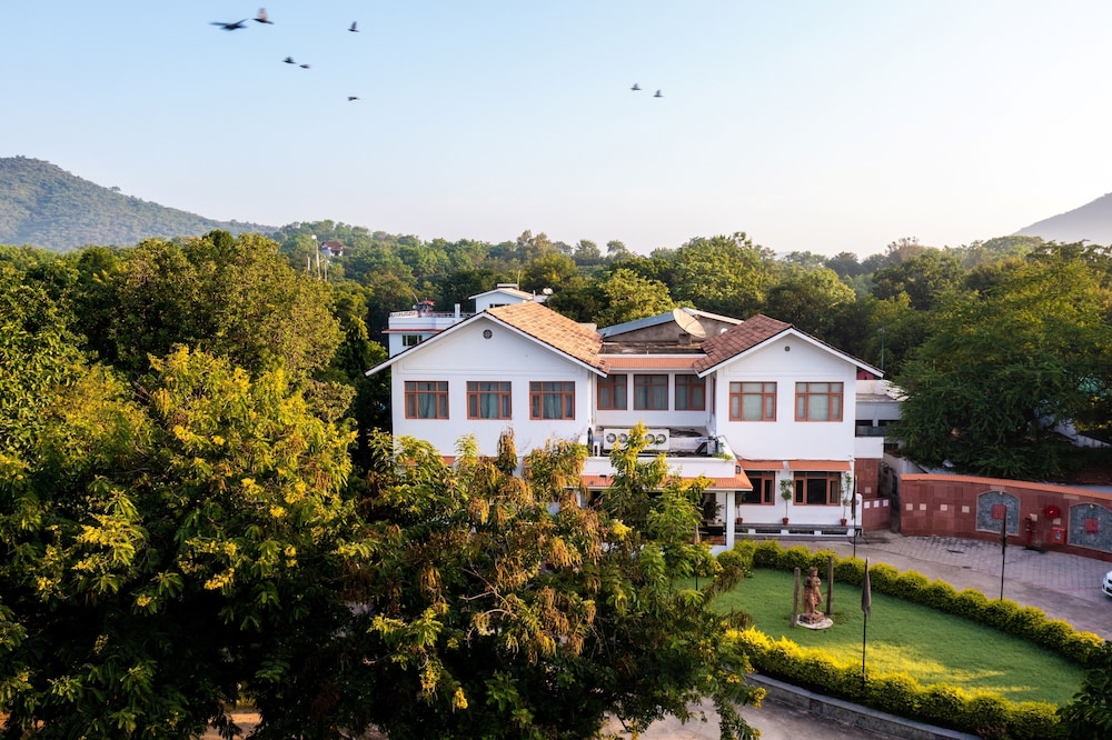 SHILPI RESORT. 37/47