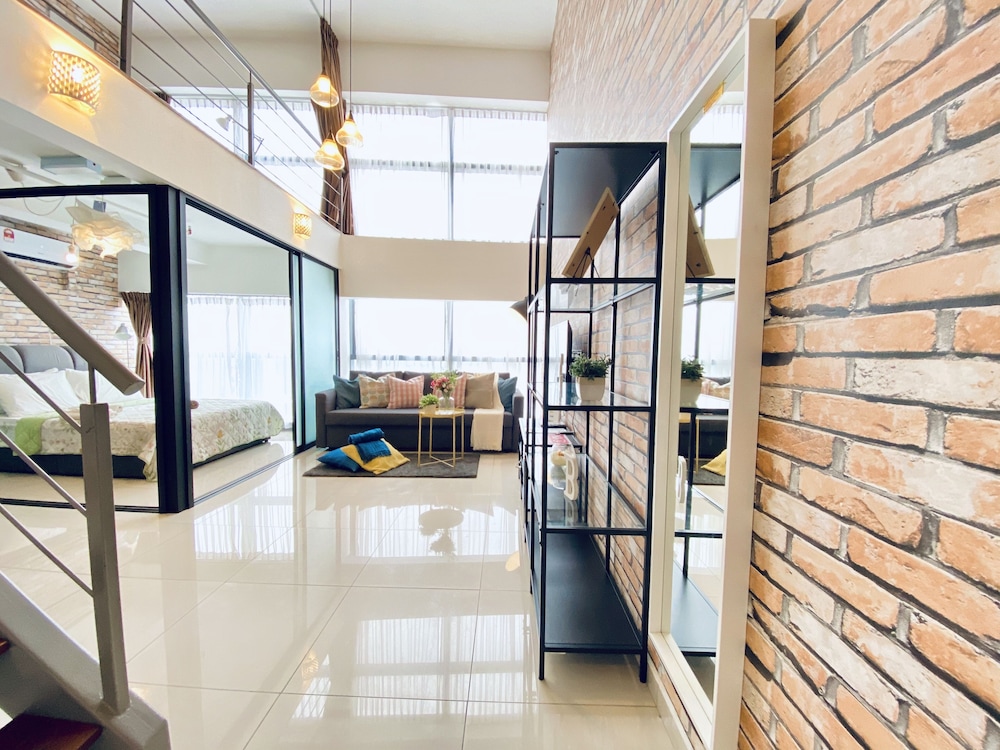 Chrisenbel Suites - Pinnacle Pj 6/37