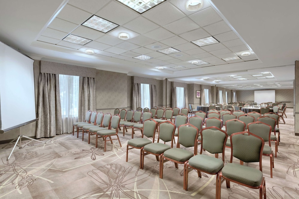 Hilton Garden Inn-Springfield Ma 20/24