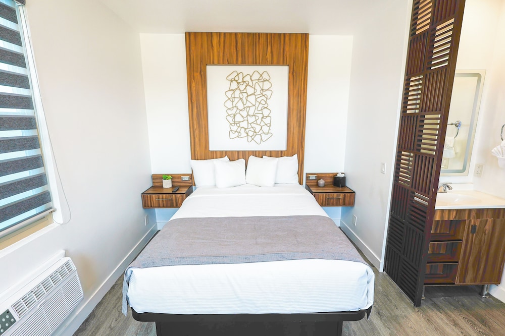 غرفة ديلوكس بسرير كوين، Urban Boutique Hotel 6/10