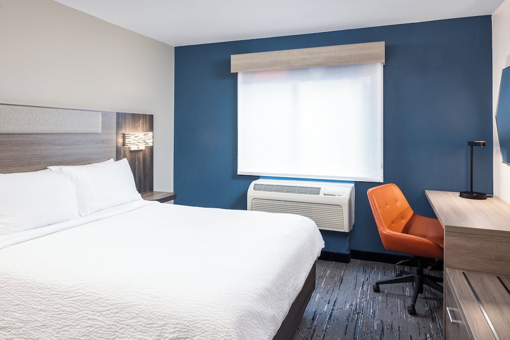 Standard, King Bed, Accessible
