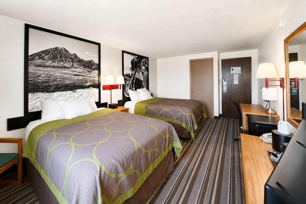 غرفة بسريرين كوين، Fairbridge Inn And Suites 2/8