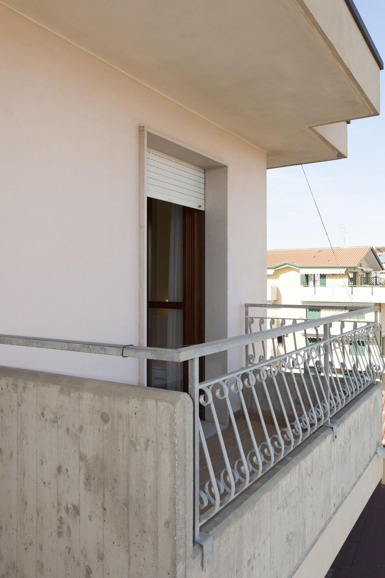HOTEL VILLA EUGENIA 4/55