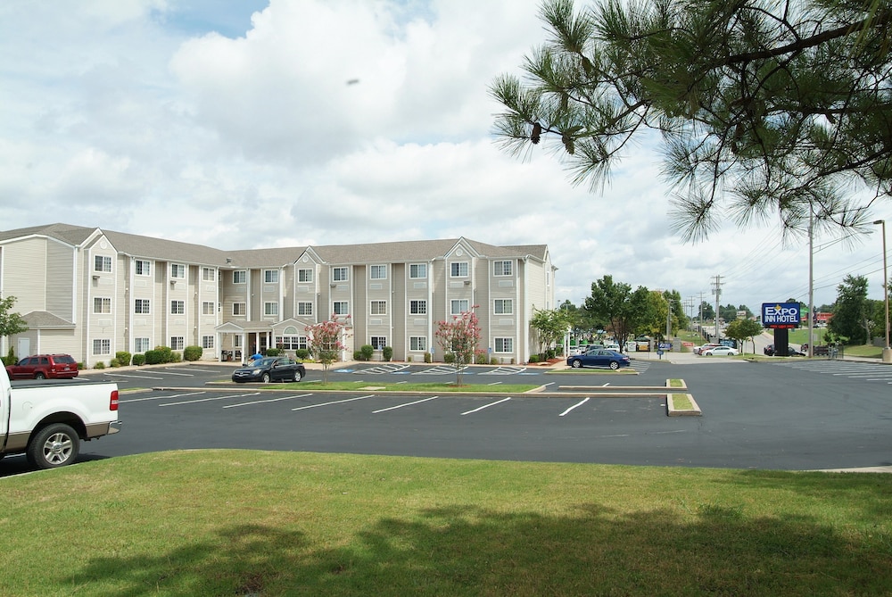 Expo Inn Hotel 28/31