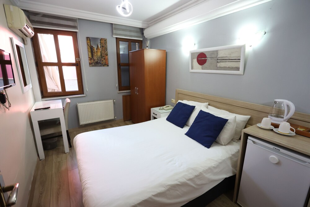ECONOMY, DOUBLE BED, GROUND FLOOR