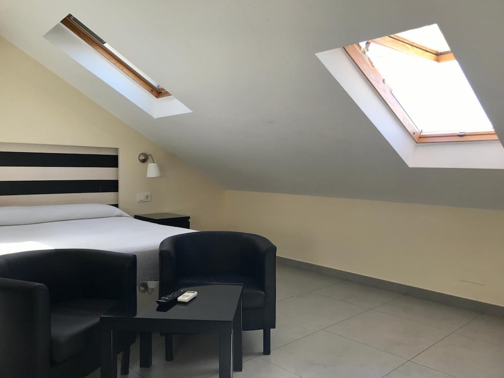 Hostal Domus 31/36