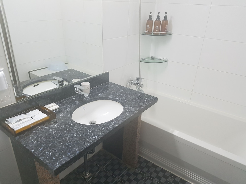 Yeongbin Hotel Youngbin Hotel 26/33