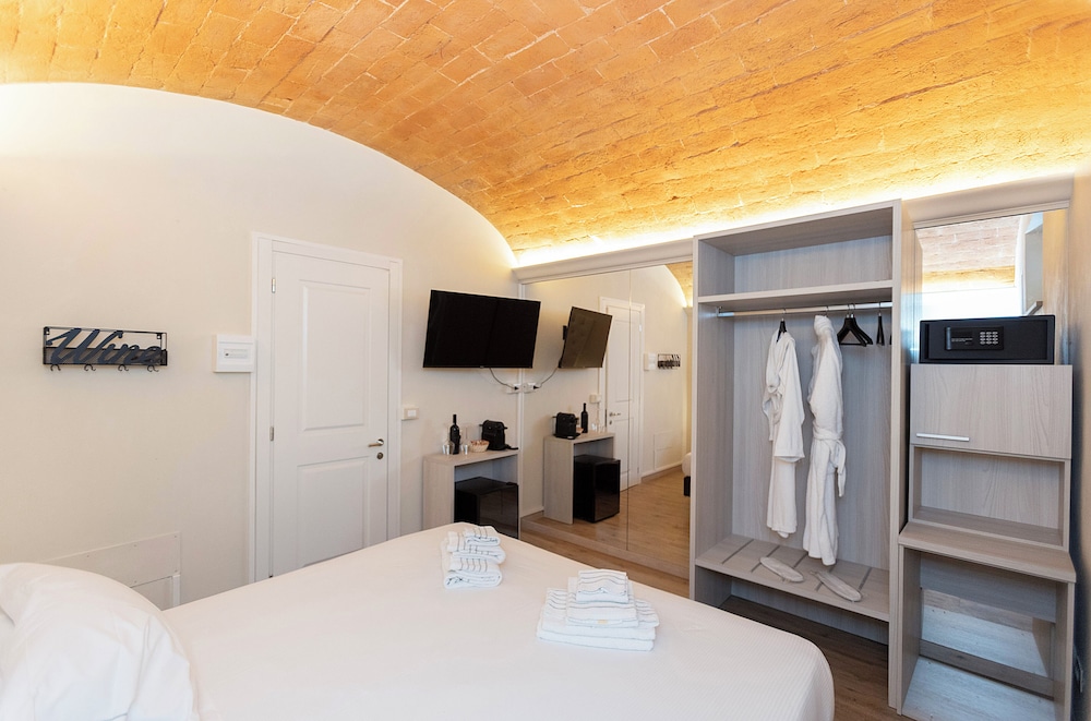 Florence Luxury Guest House 12/49