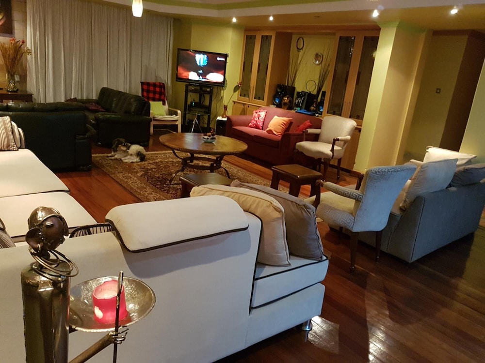 Spurwing Guest House 32/50
