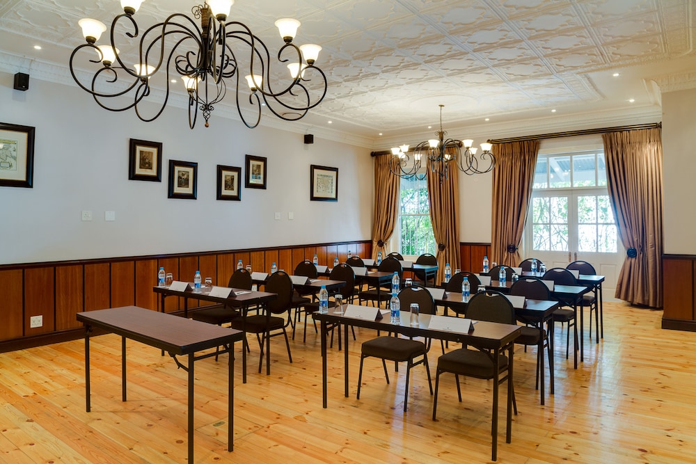 Protea Hotel By Marriott Stellenbosch Dorpshuis Spa 34/44