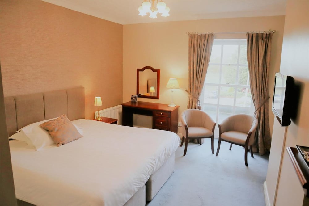 Shaw Hill Golf Resort & Spa Hotel 6/50