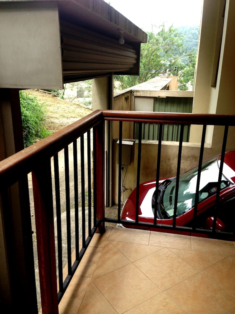 Lake Reach Residence 6/16