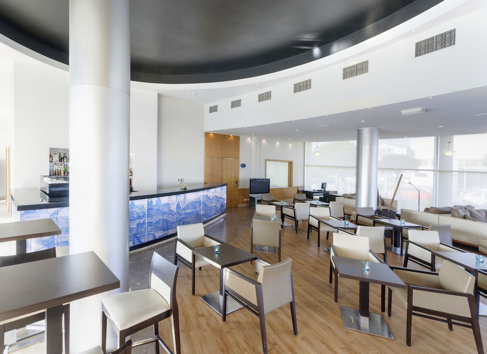 TRYP by Wyndham Porto Expo Hotel 37/57
