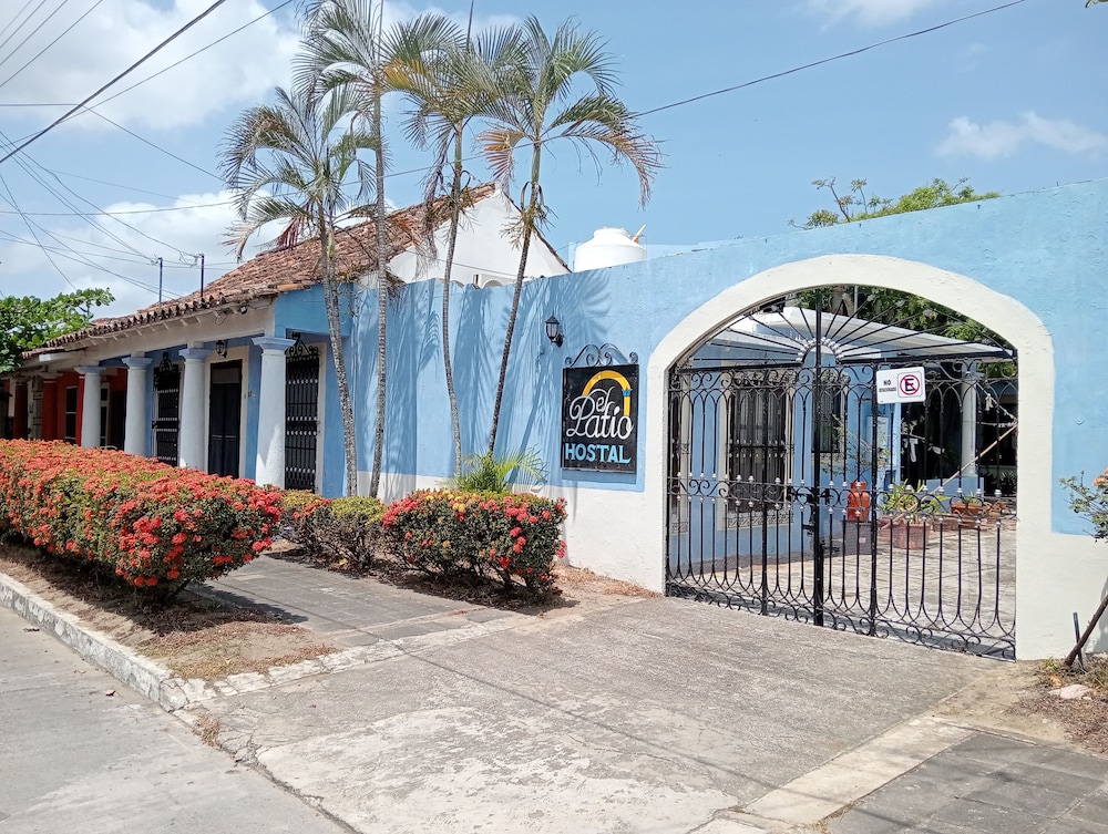 Hostal El Patio 2/25