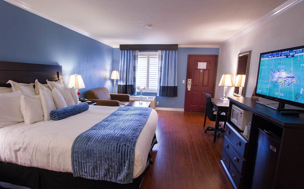 Regency Inn Los Angeles 6/29