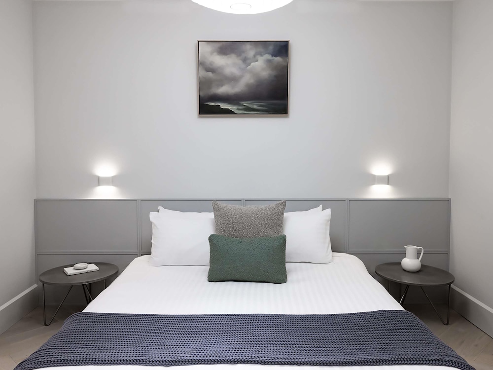 1 Bedroom, Premium, Apartment, King Bed