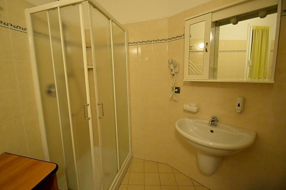 Hotel Villa Ada 47/50