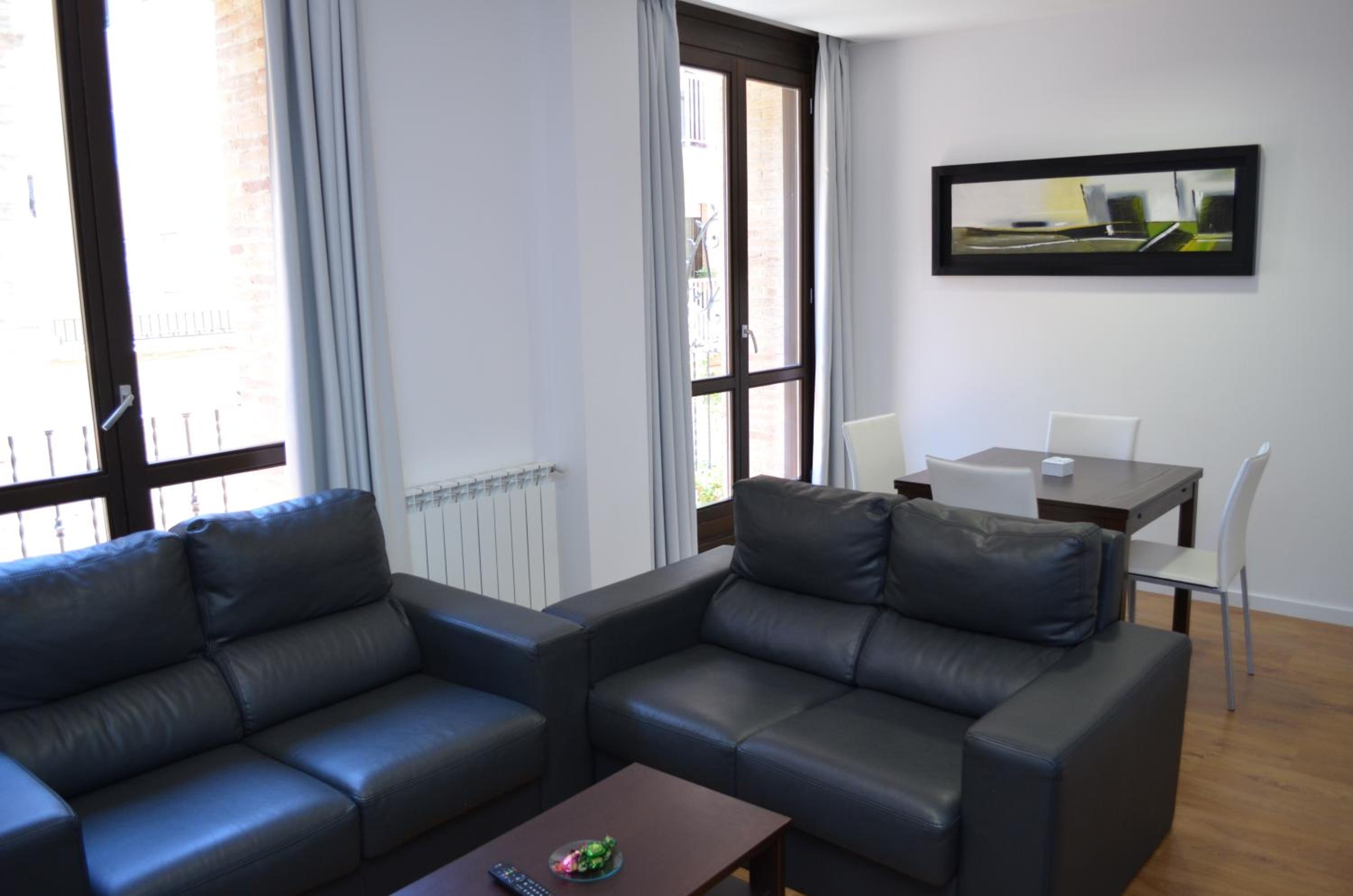 2 BEDROOMS, SUPERIOR, APARTMENT