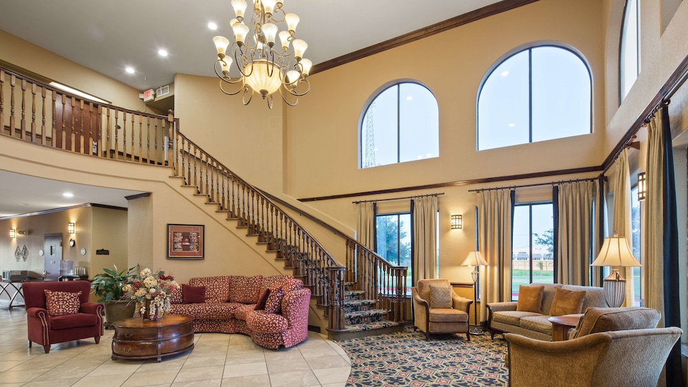 Best Western Plus Victoria Inn & Suites 16/26