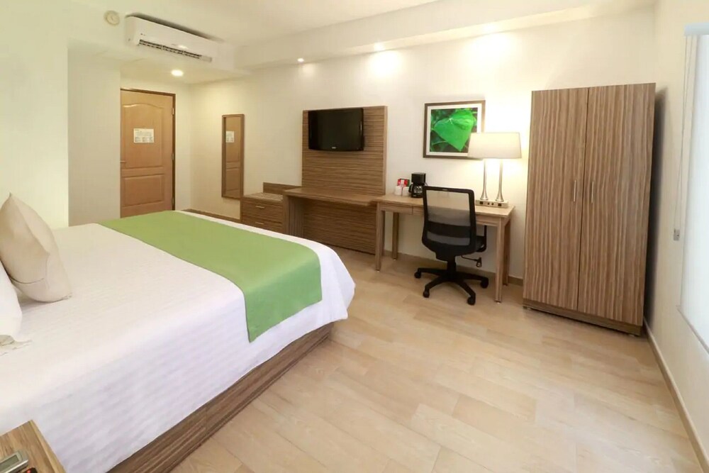 Wyndham Garden Monterrey Valle Real 7/41