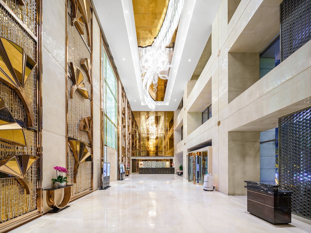 Dorsett Grand Chengdu 5/59