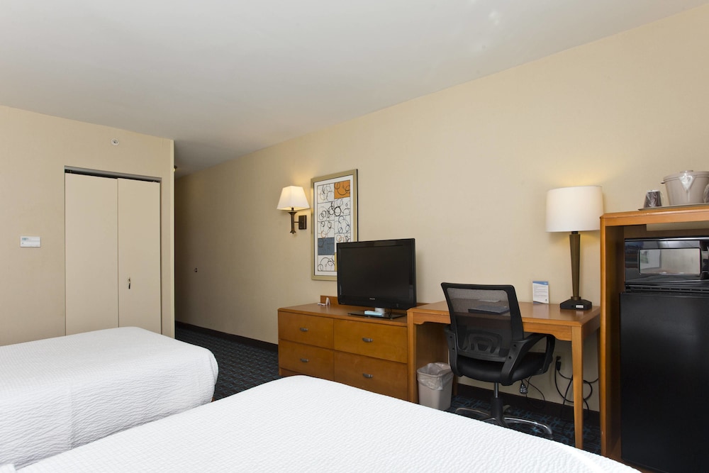 Fairfield Inn Suites Winchester 11/45