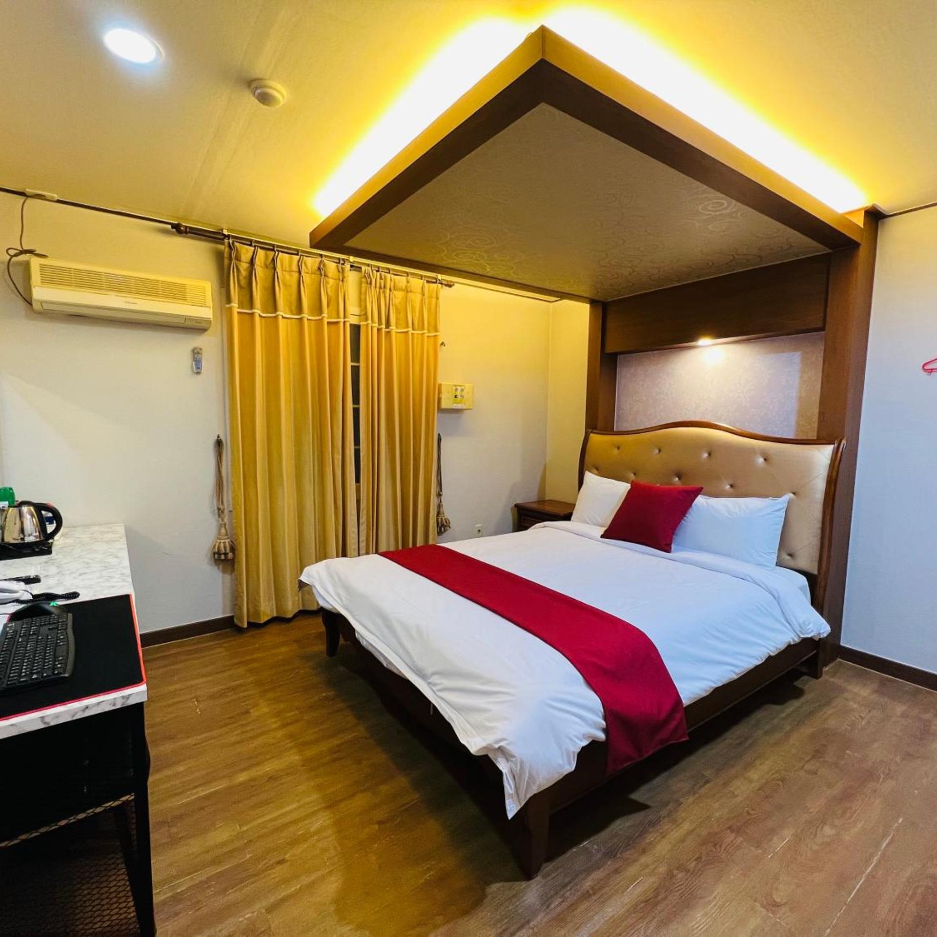 Sweet Hotel 6/47