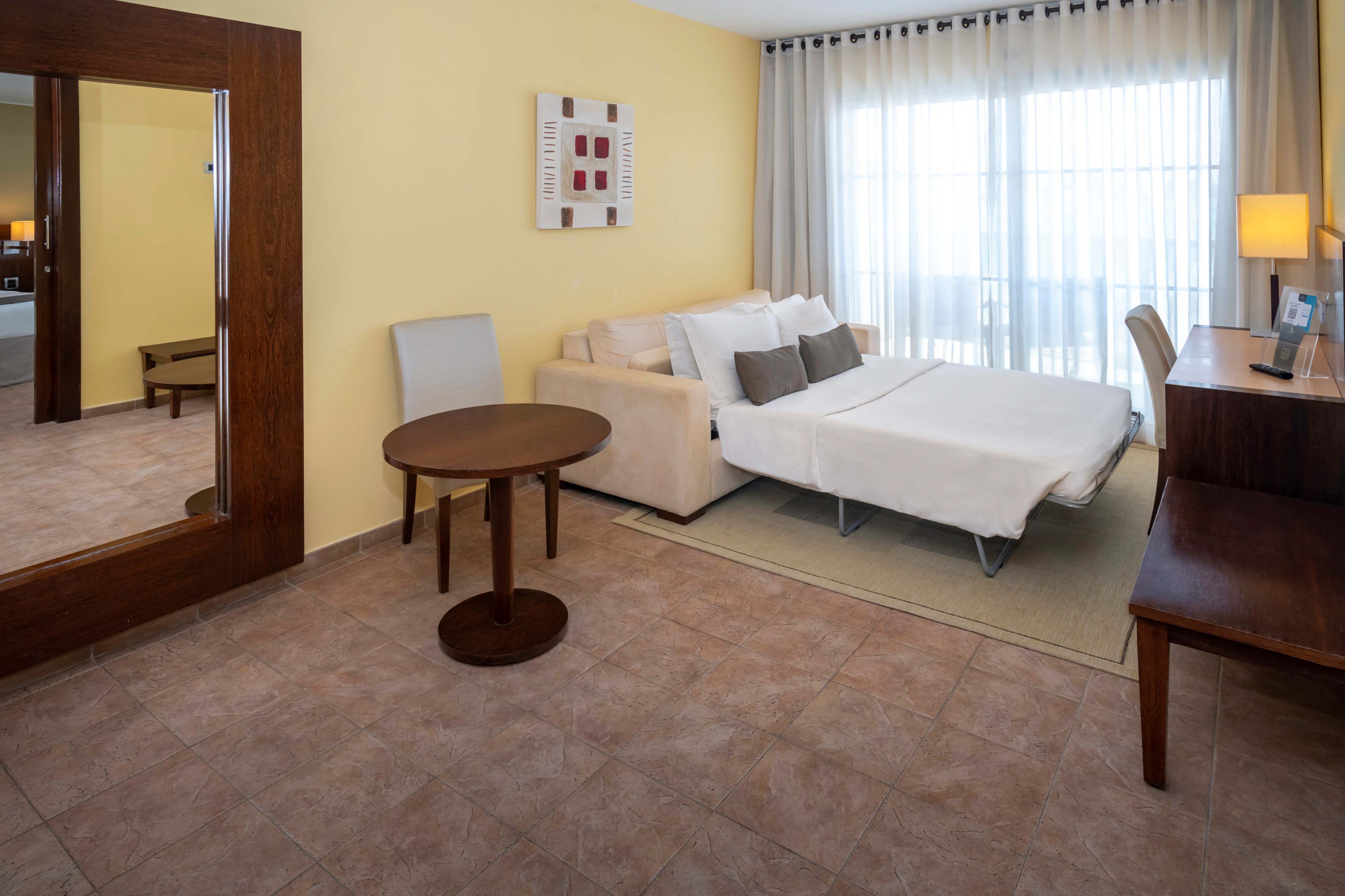 Junior Suite, Lateral Side Sea View