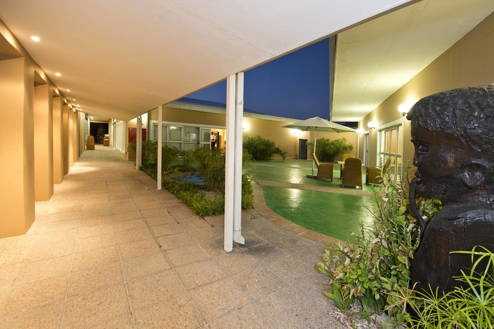 Protea Hotel By Marriott Ondangwa 9/24
