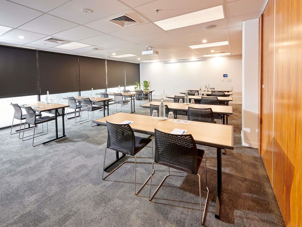 Ibis Hamilton Tainui 52/57
