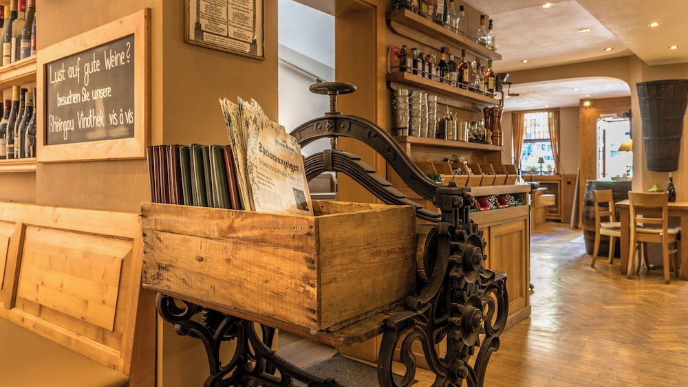 Historisches Hotel Weinrestaurant Zum Grünen Kranz 32/50