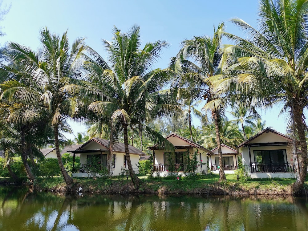 Khao Lak Blue Lagoon Resort 22/42