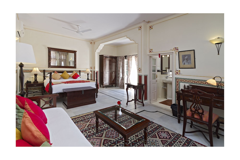 ROHET GARH 25/54