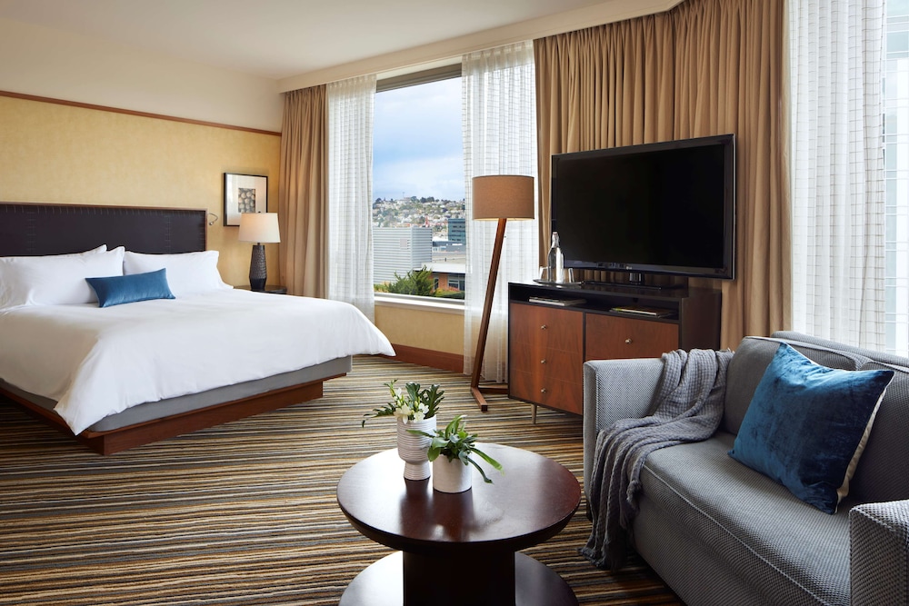 1 Hotel Seattle 20/84