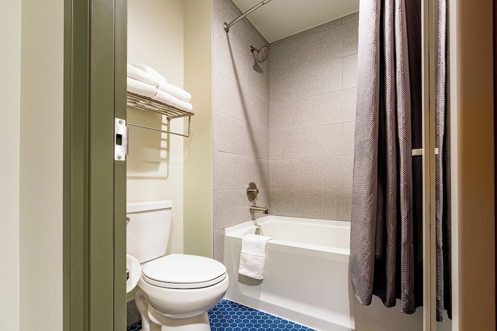 RIVER, OKA, SUITE, BALCONY
