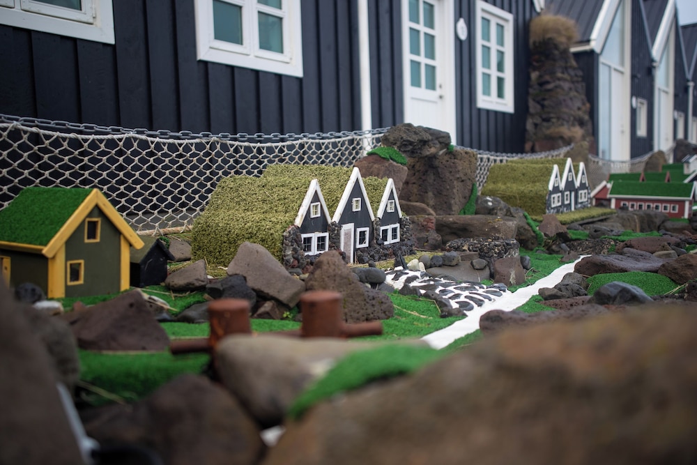 Fisherman's Village 40/45