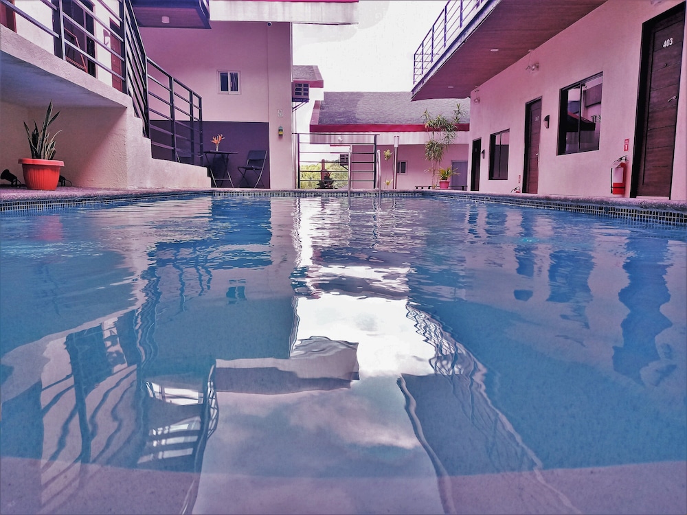 Vela Terraces Hotel 22/26