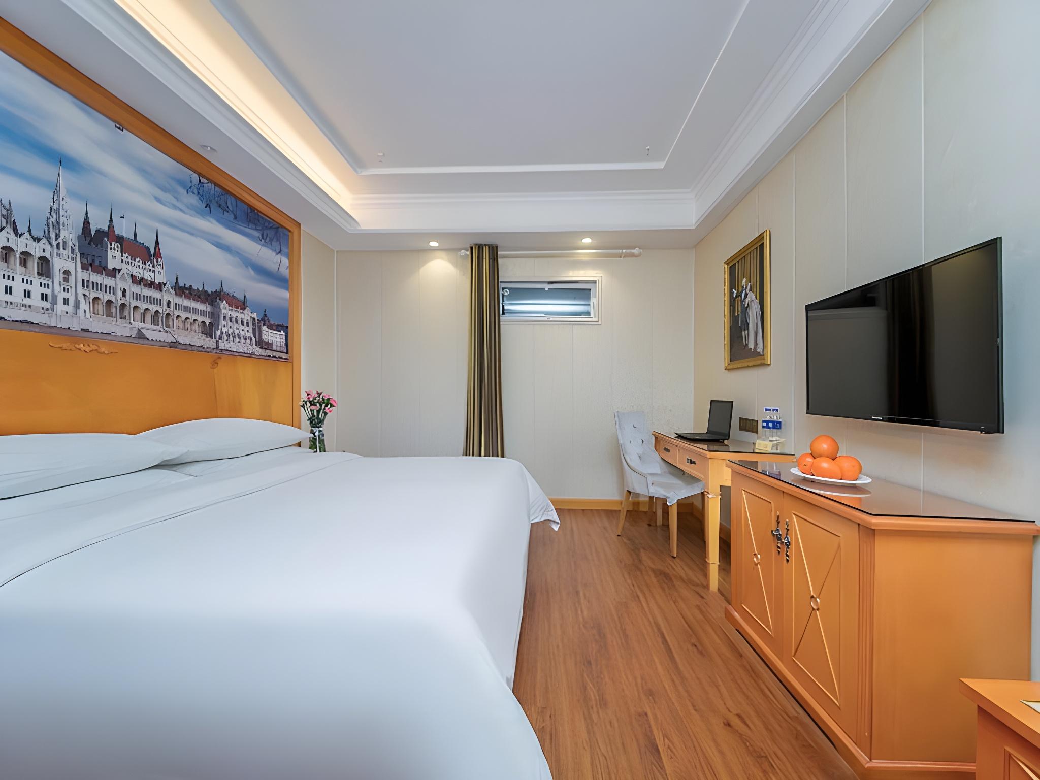 Vienna Hotel (Enshi Hangkong Avenue) 19/46