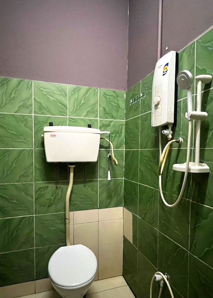 New Wave Hotel Kajang 50/50