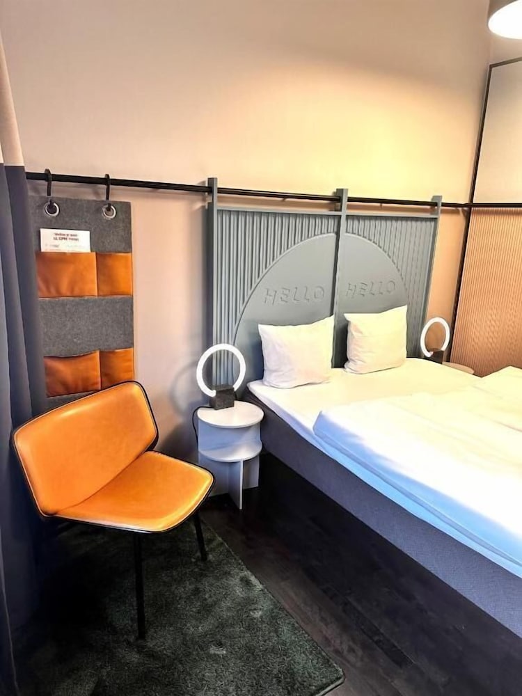 Room, Double Bed, Small