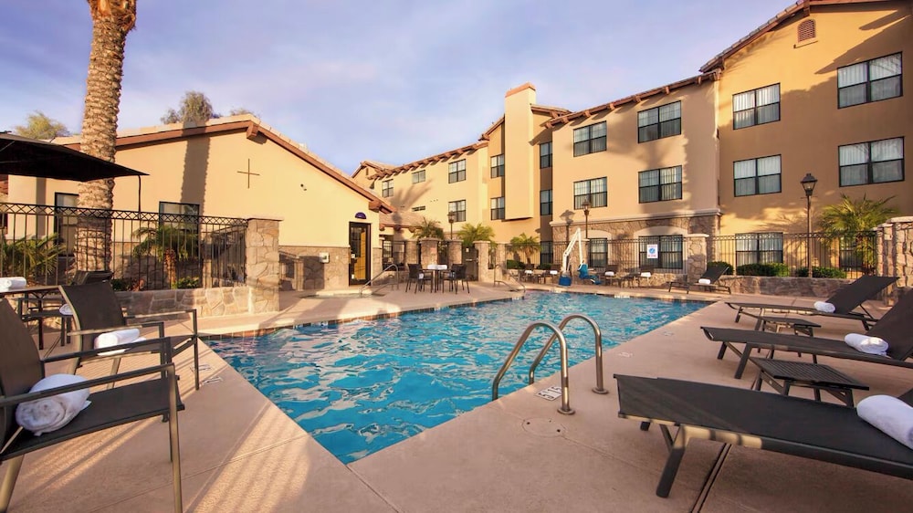 Sonesta ES Suites Goodyear 54/58