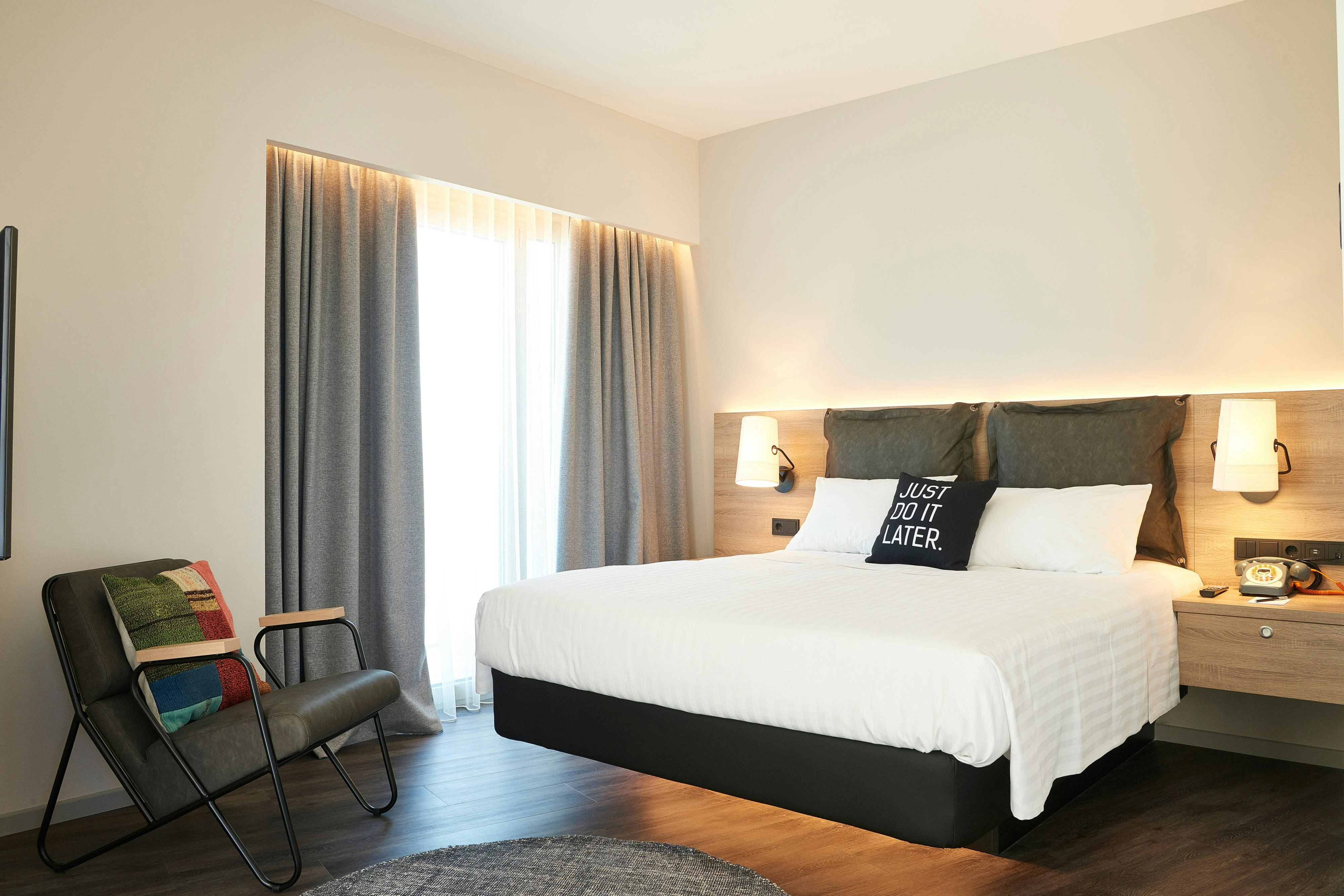 Room, Double Bed
