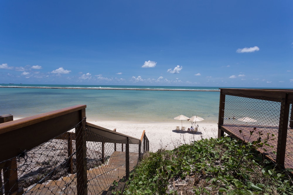 Nui Supreme Beach Living 35/48