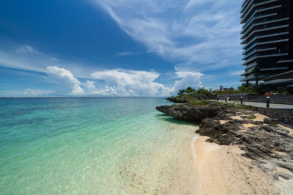The Reef Island Resort Mactan, Cebu 14/20