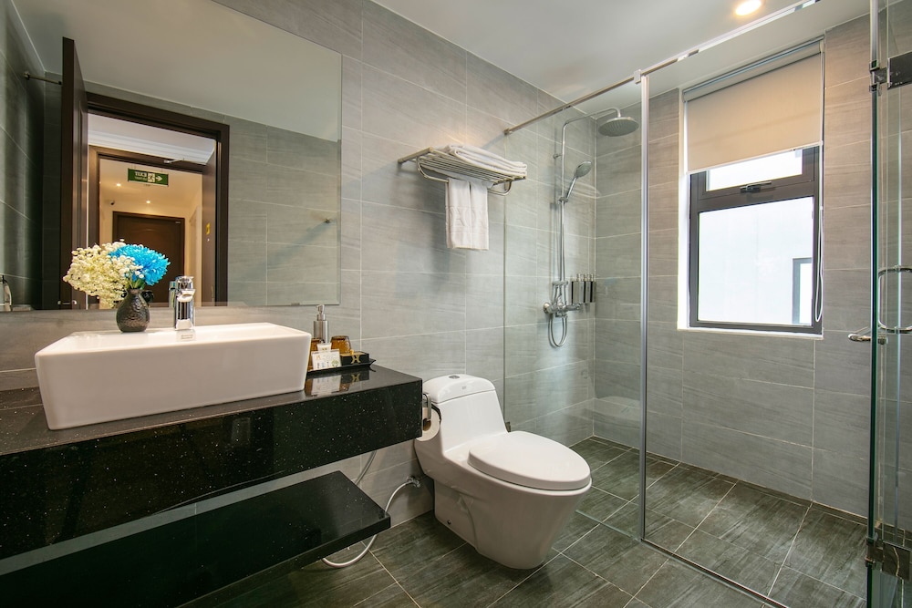 Hanoi Allure Hotel 59/60