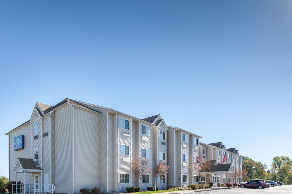 Microtel Inn & Suites By Wyndham Johnstown 1/37