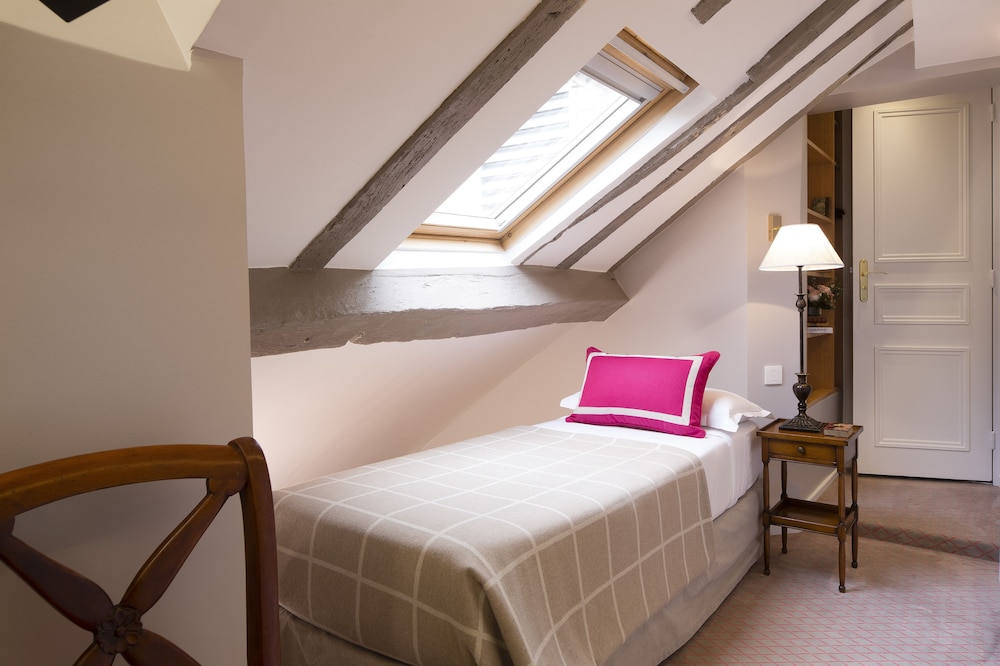 Le Relais Saint Honore 18/42