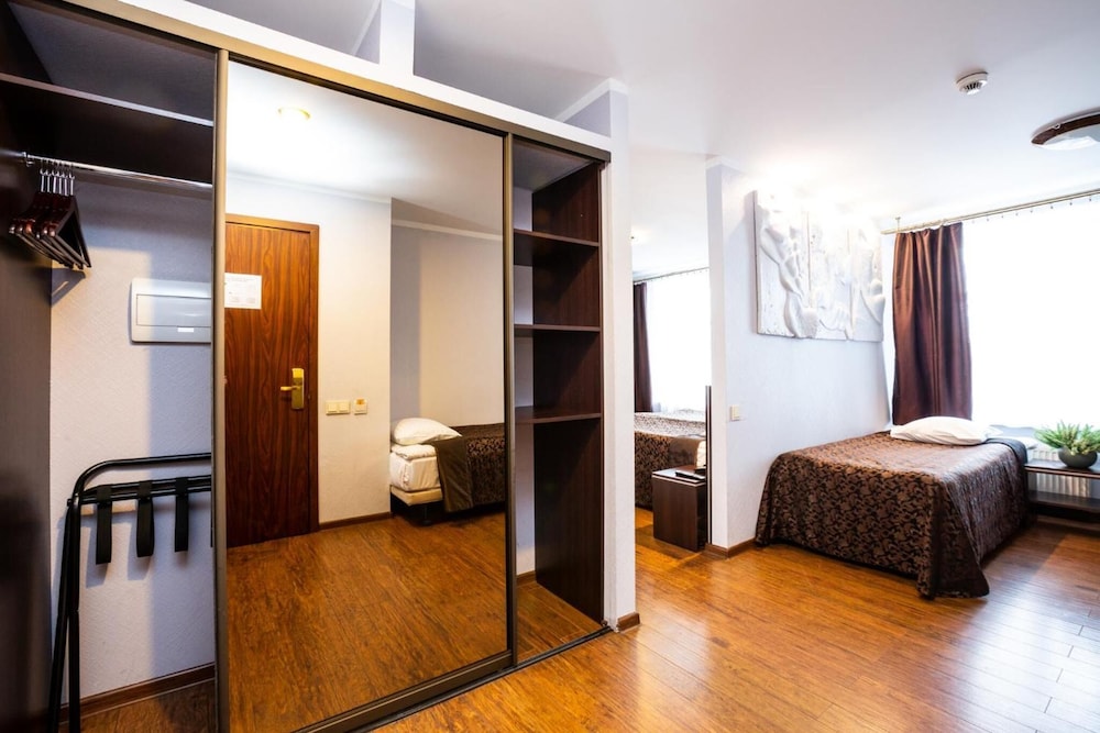 Primo Hotel 22/69