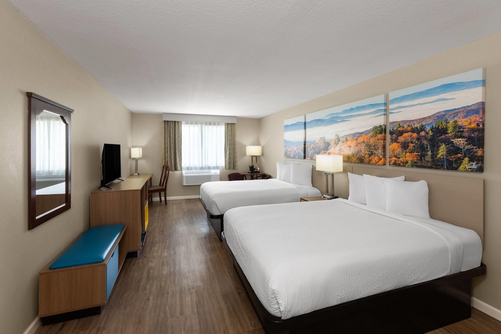 Days Inn by Wyndham Mountain Home 27/55